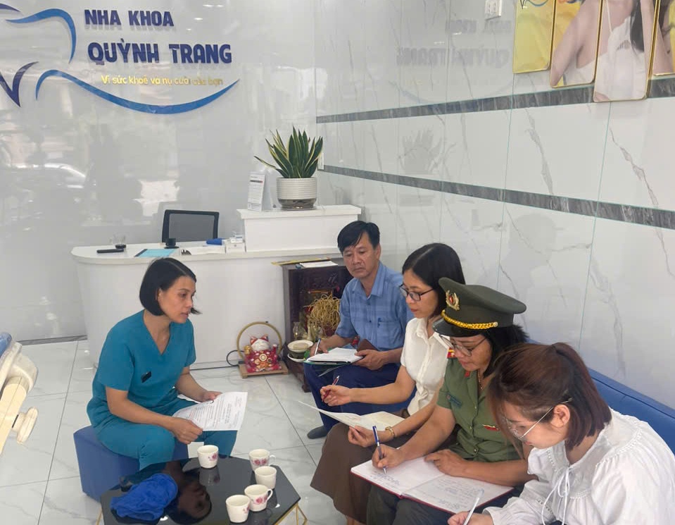 Công an phường Trần Hưng Đạo tăng cường phối hợp kiểm tra, giám sát hoạt động hành nghề y, dược tư nhân